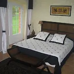 La Minaudiere 3*