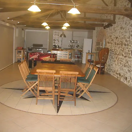 Bed & Breakfast La Minaudiere Nueil-sous-les-Aubiers