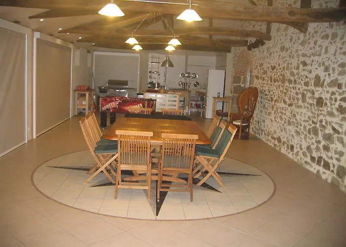 Bed and breakfast La Minaudiere Nueil-sous-les-Aubiers